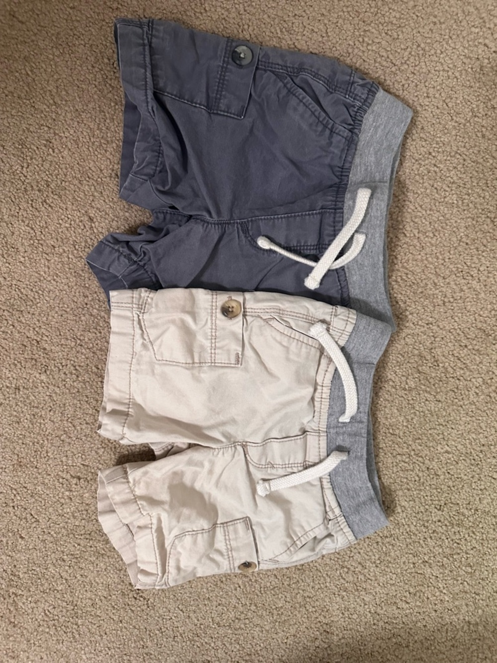 Old Navy Gray and Cream Toddler Cargo Shorts 12M-18M set of 2